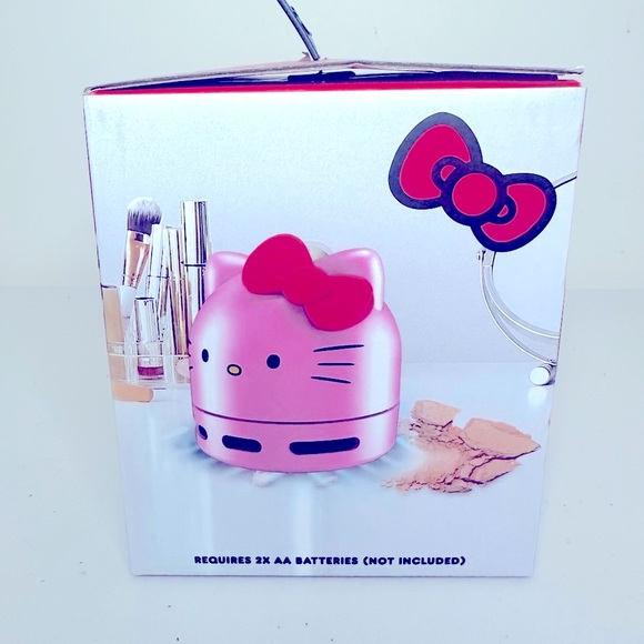 Pink Hello Kitty Vanity Vacuum - Picture 2 of 3